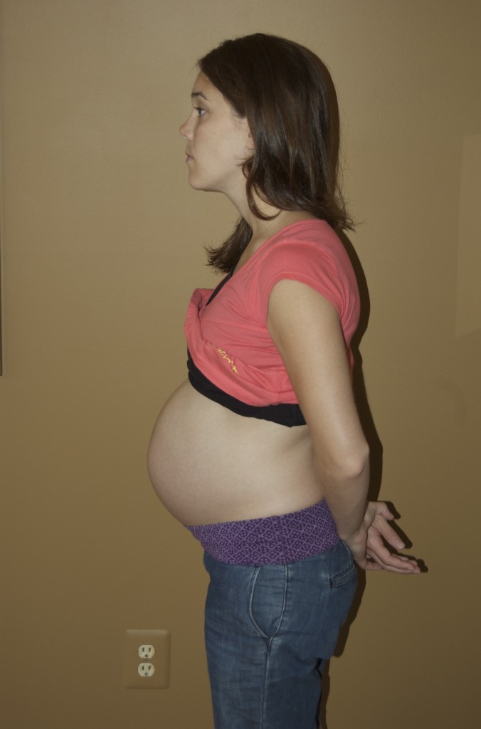 28 weeks Pregnant with Cooper